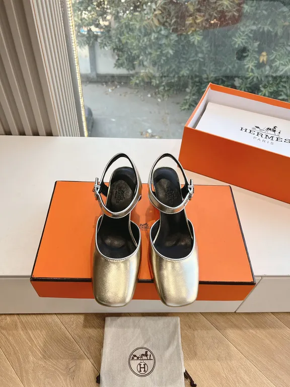 Hermes Shoe 